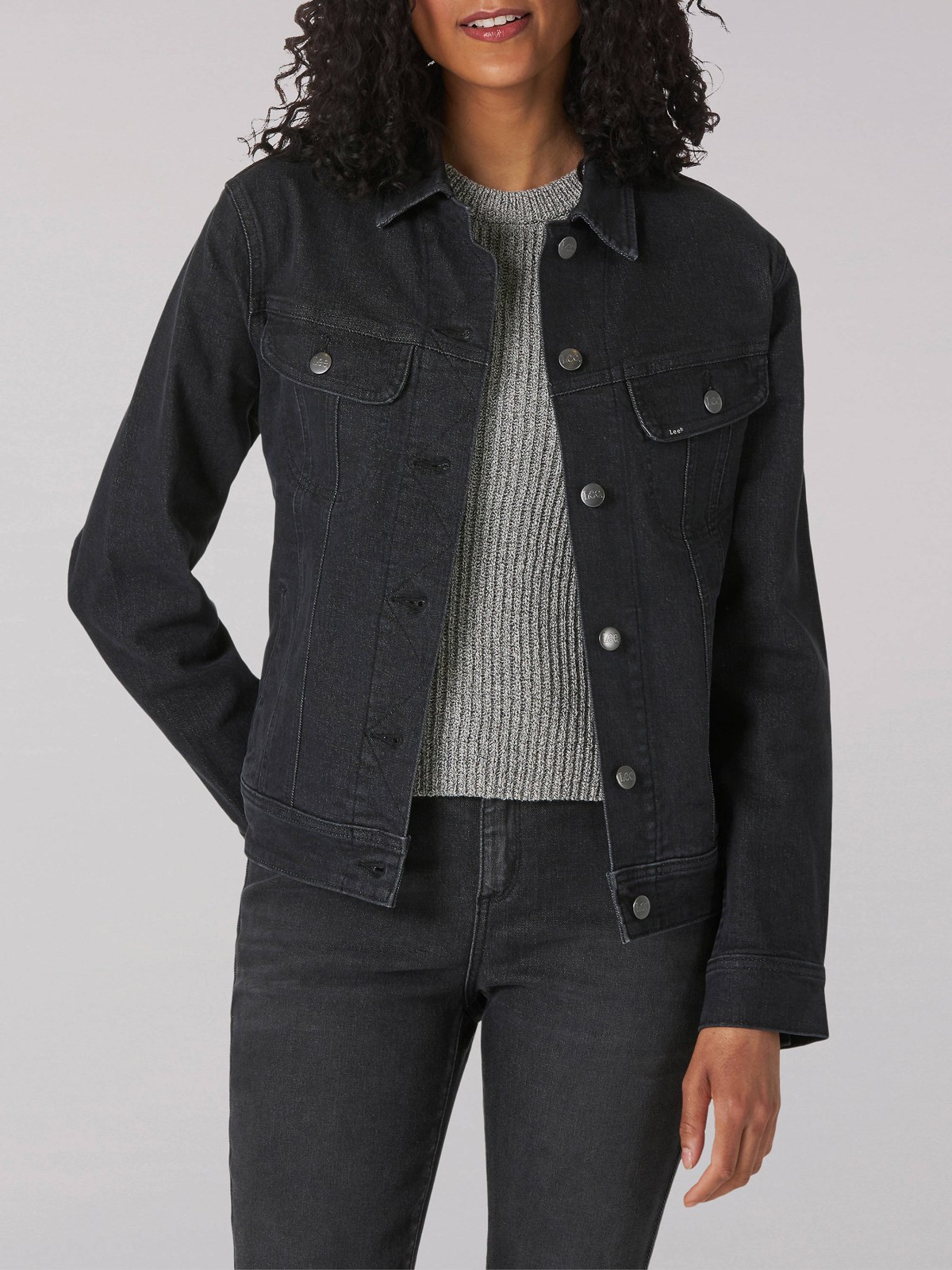 WOMEN'S LEGENDARY REGULAR FIT DENIM JACKET IN BLACK