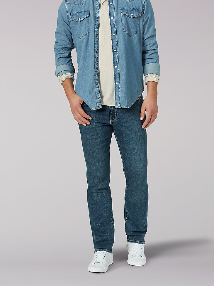 MEN’S EXTREME MOTION REGULAR FIT STRAIGHT LEG JEAN IN CROMWELL