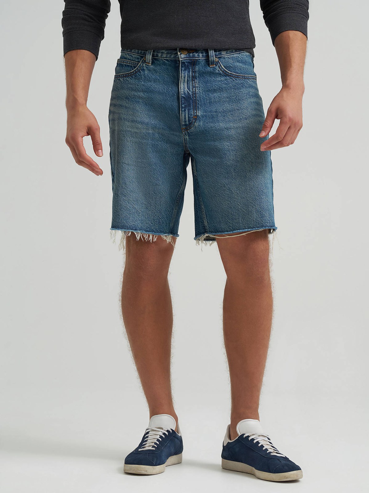 Men's 100% Cotton Loose Denim Short - view 2