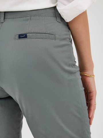 Women's Legendary Chino Bermuda