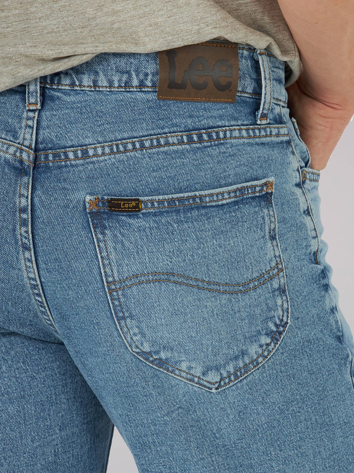 Men's Legendary Relaxed Straight Jean - view 4