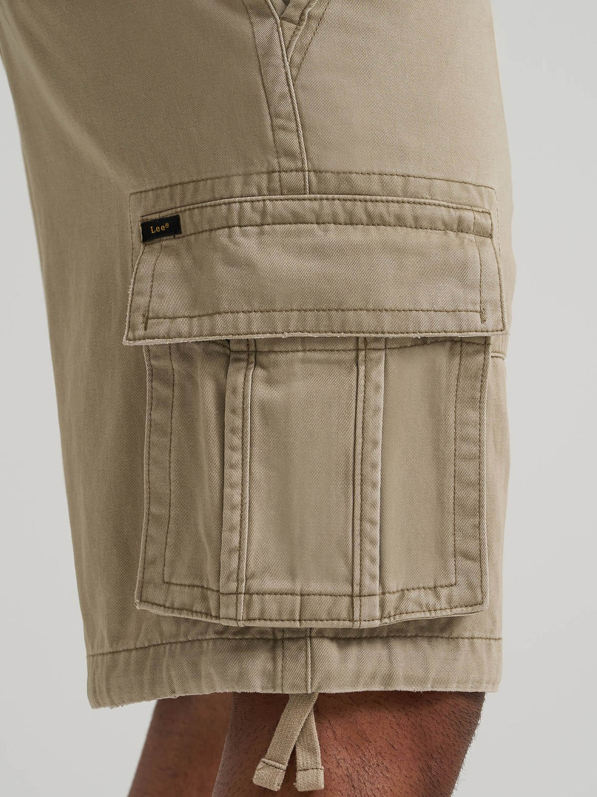 Men's Legendary Loose Sierra Cargo Short - view 6