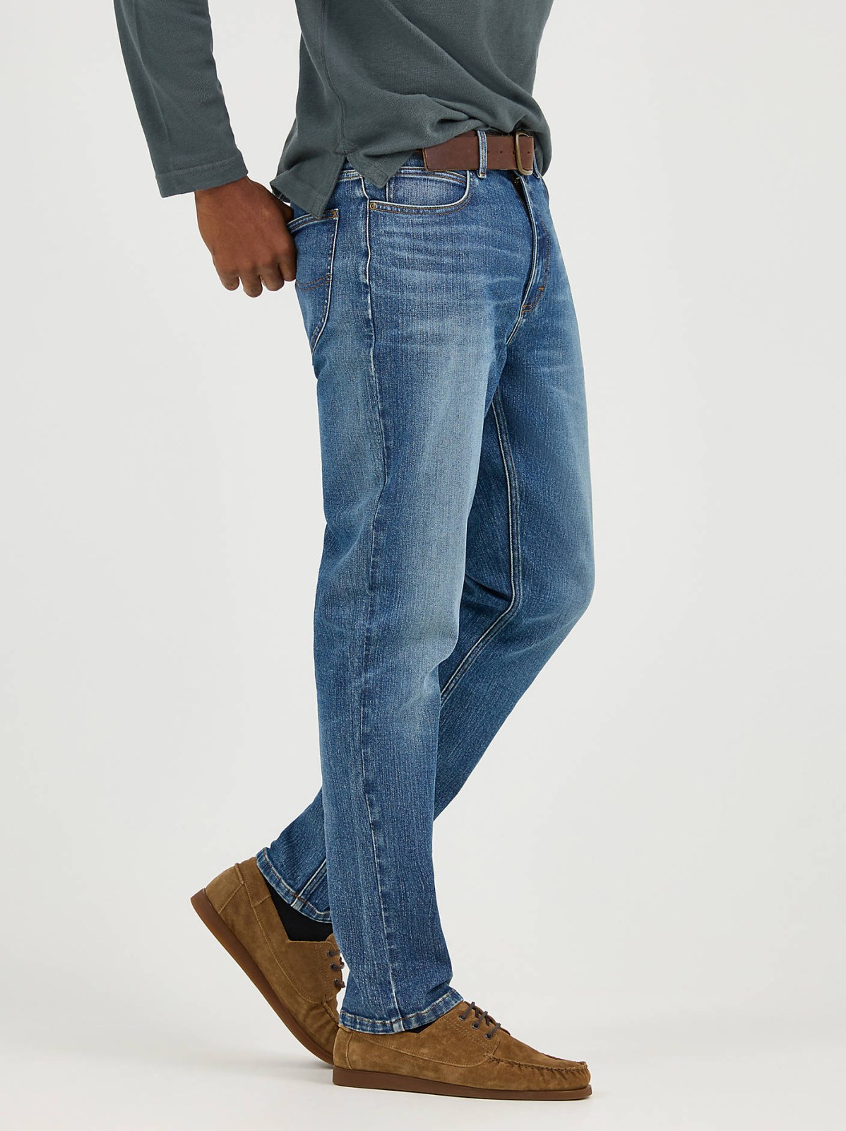 Men's Heritage Denim MVP Relaxed Straight Jean - view 4