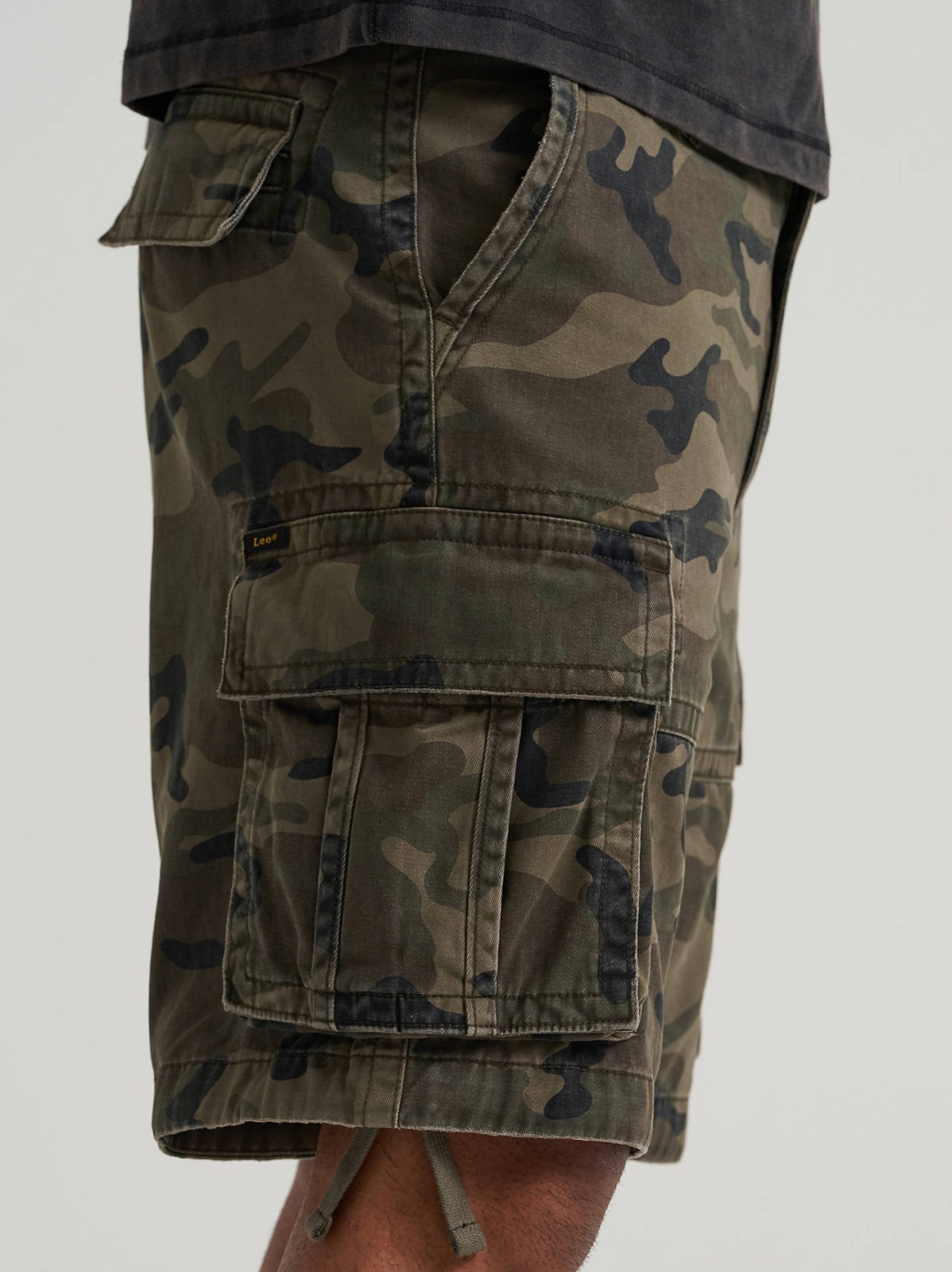 Men's Legendary Loose Sierra Cargo Short - view 6