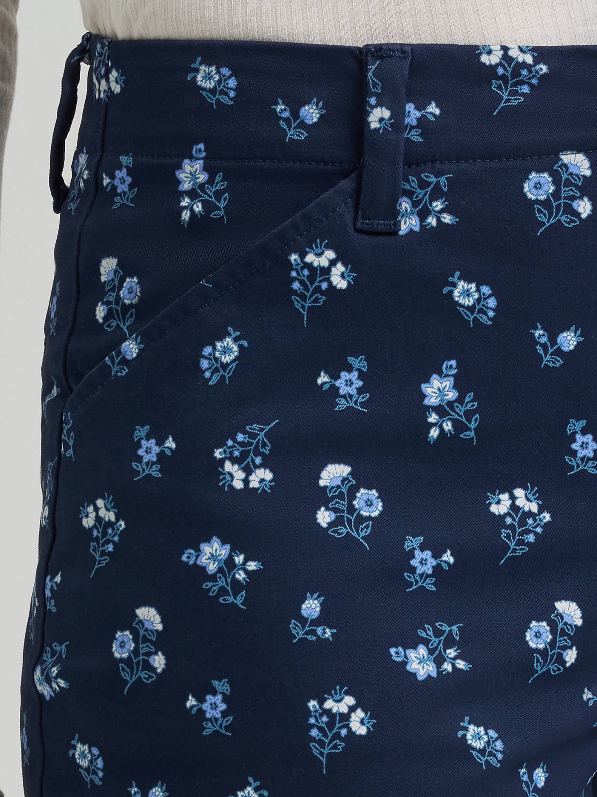 Women's Legendary Chino Pant - view 6