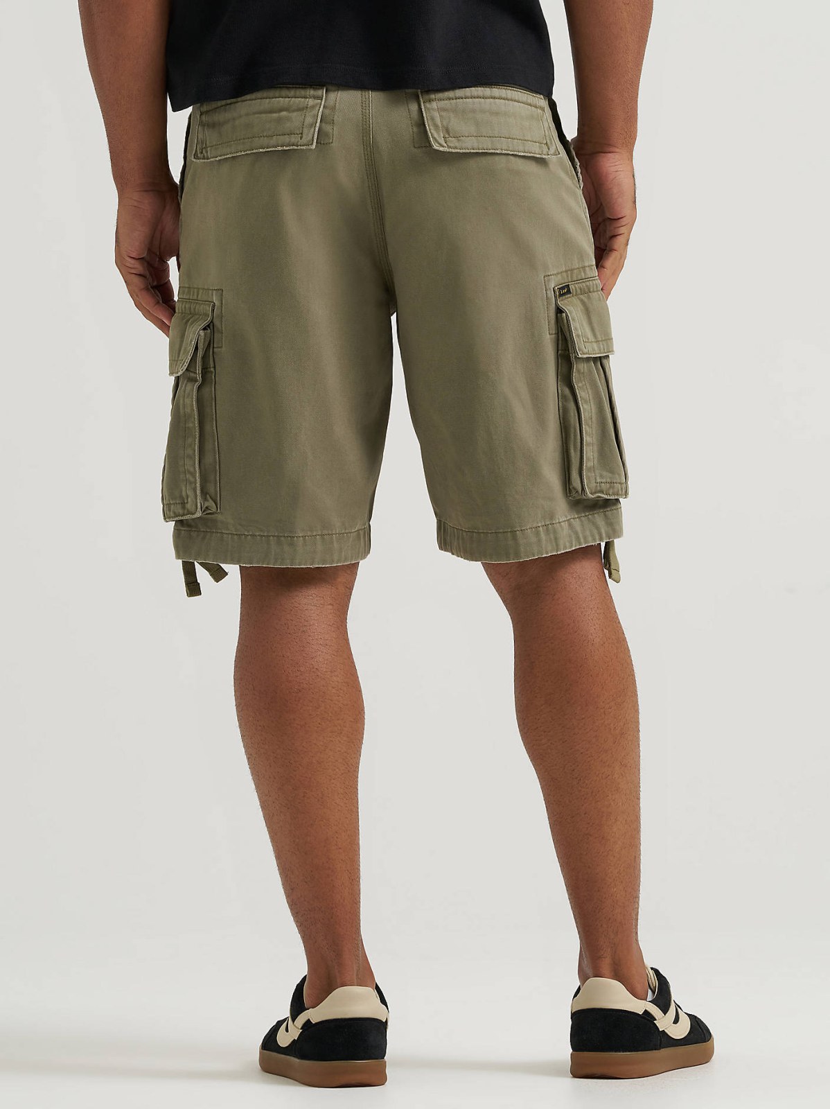 Men's Legendary Loose Sierra Cargo Short - view 3
