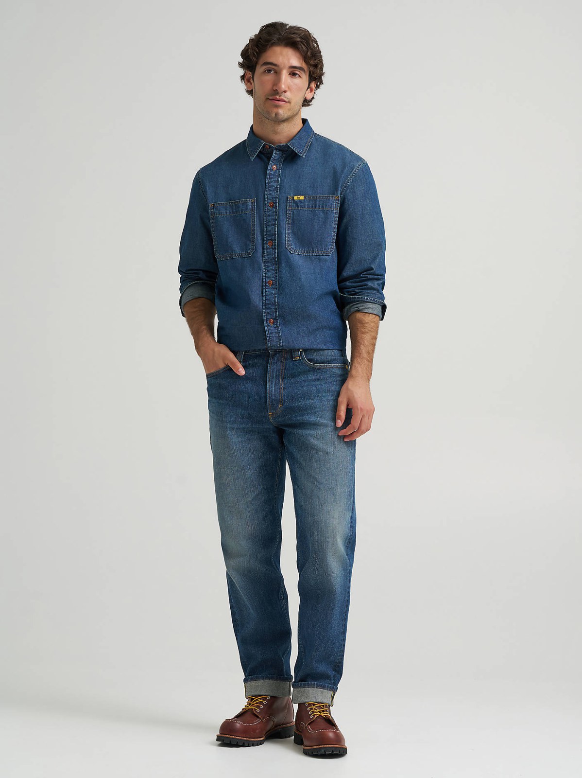 Men's Gold Label Relaxed Taper Jean - view 8