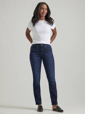 Women's Ultra Lux Comfort with Flex Motion Straight Jean (Petite)