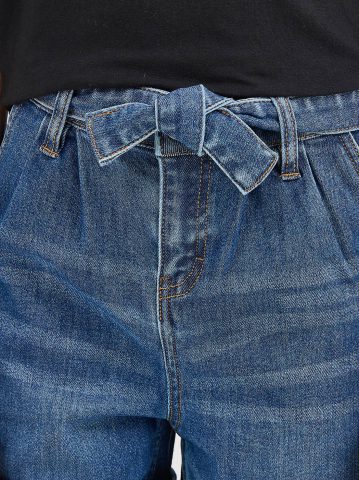 Girl's Belted Pleated Denim Short