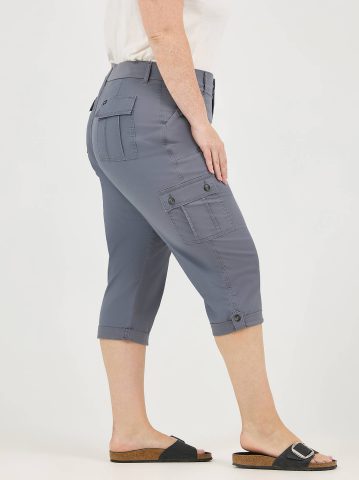 Women's Ultra Lux Comfort with Flex-To-Go Relaxed Fit Cargo Capri (Plus)