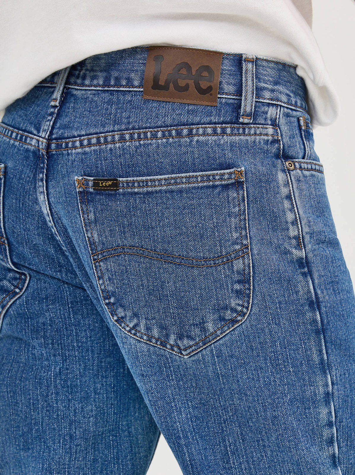 Men's Legendary 100% Cotton Relaxed Straight Jean - view 5