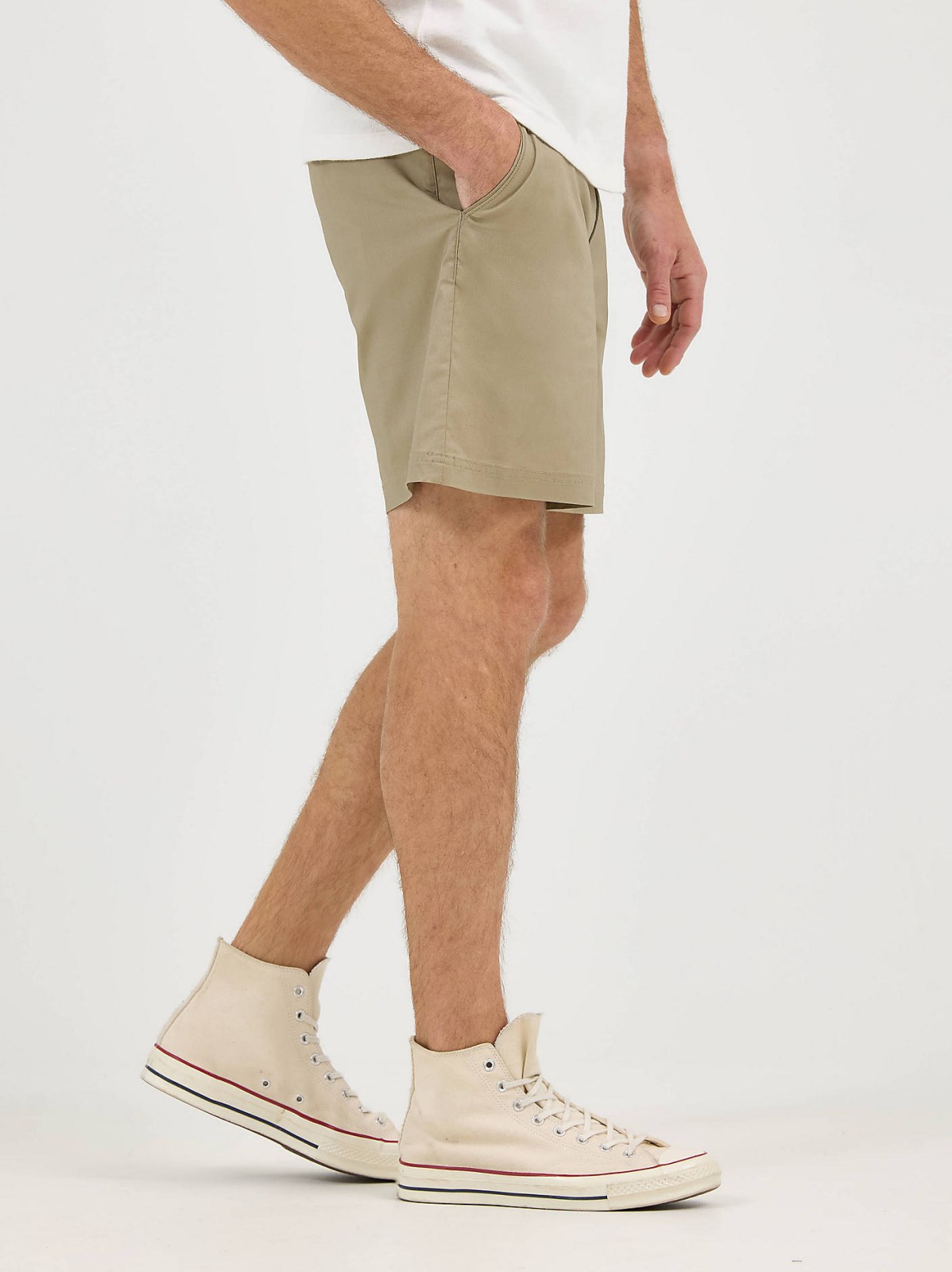 Men's Extreme Motion 7" Flat Front Short - view 4