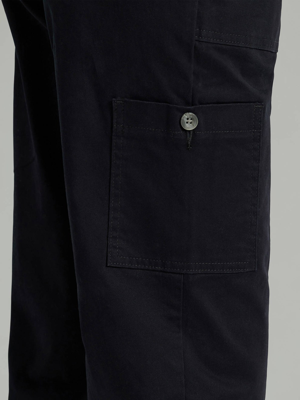Women's Ultra Lux Comfort with Flex-to-Go Loose Utility Pant (Petite) - view 5