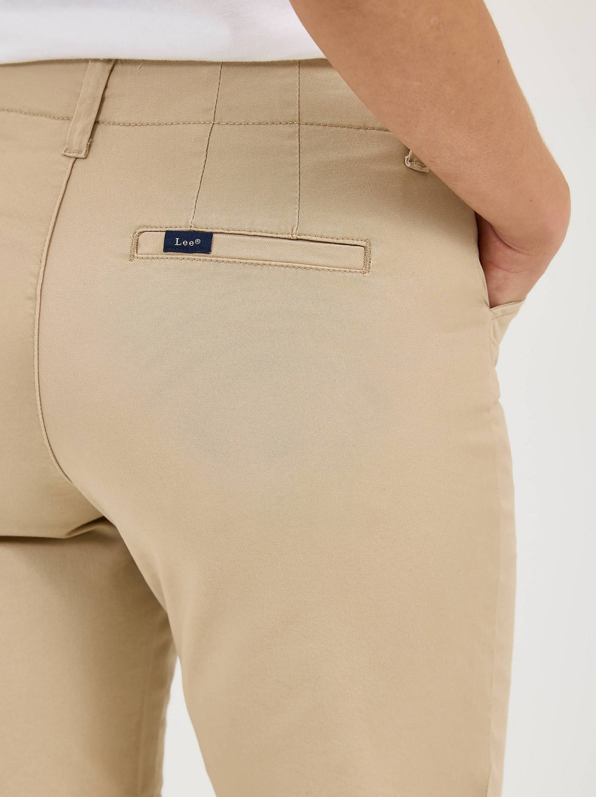 Women's Legendary Chino Bermuda - view 5