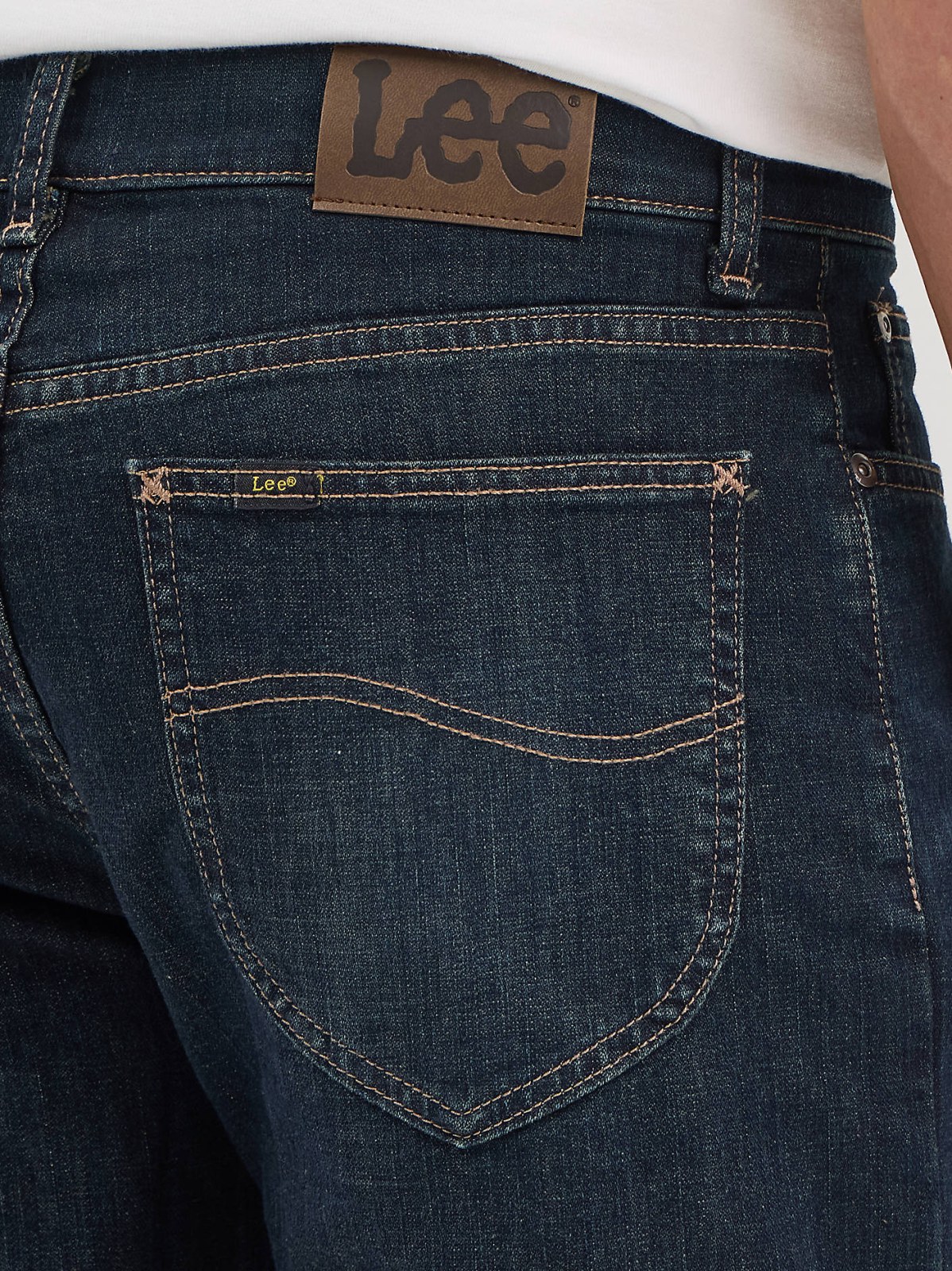 Men's Legendary Relaxed Straight Jean - view 5