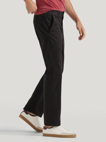 Men's Extreme Motion Flat Front Khaki Pant
