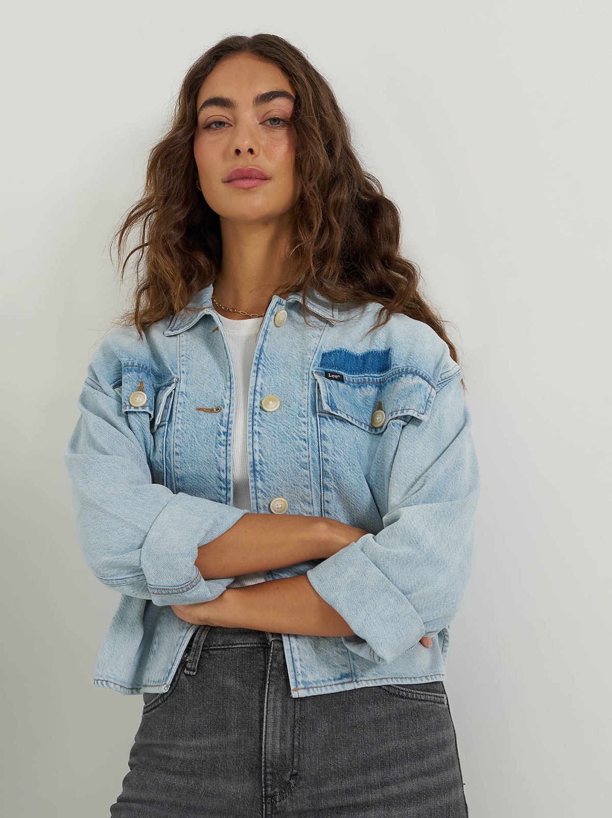 Women's Oversized Double Pocket Utility Overshirt - view 2