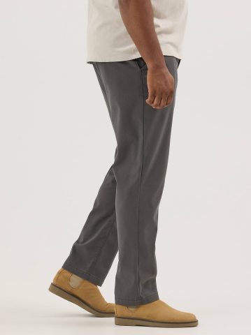 Men's Extreme Motion Relaxed Fit Khaki Pant (Big & Tall)