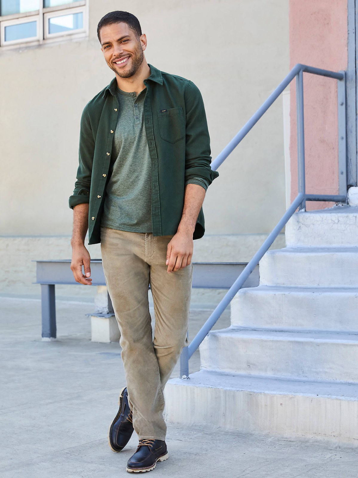 Men's Extreme Motion Corduroy Straight Taper Pant
