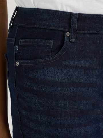Women’s Stretch Relaxed Fit Straight Leg Jean