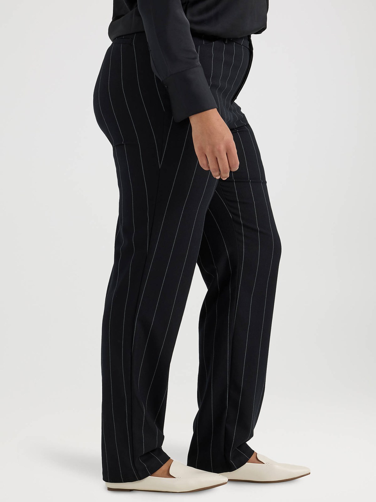 Women's Wrinkle Free Relaxed Fit Straight Leg Pant (Plus) - view 3
