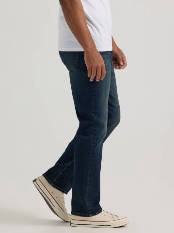 Men's Extreme Motion Relaxed Straight Jean