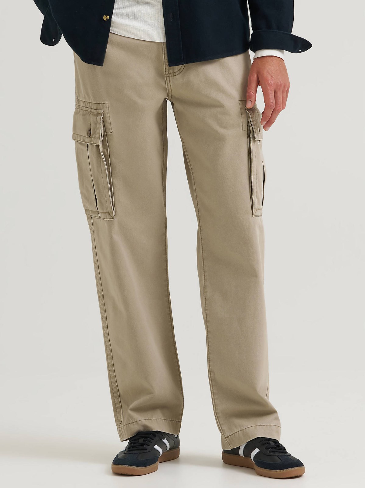 Men's Legendary Loose Straight Cargo Pant - view 2