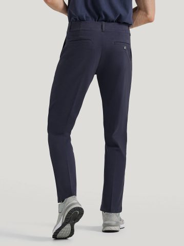 Men's Extreme Motion Relaxed Fit Khaki Pant