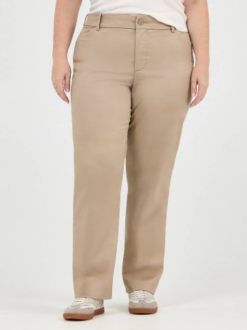 Women's Wrinkle Free Relaxed Fit Straight Leg Pant (Plus)