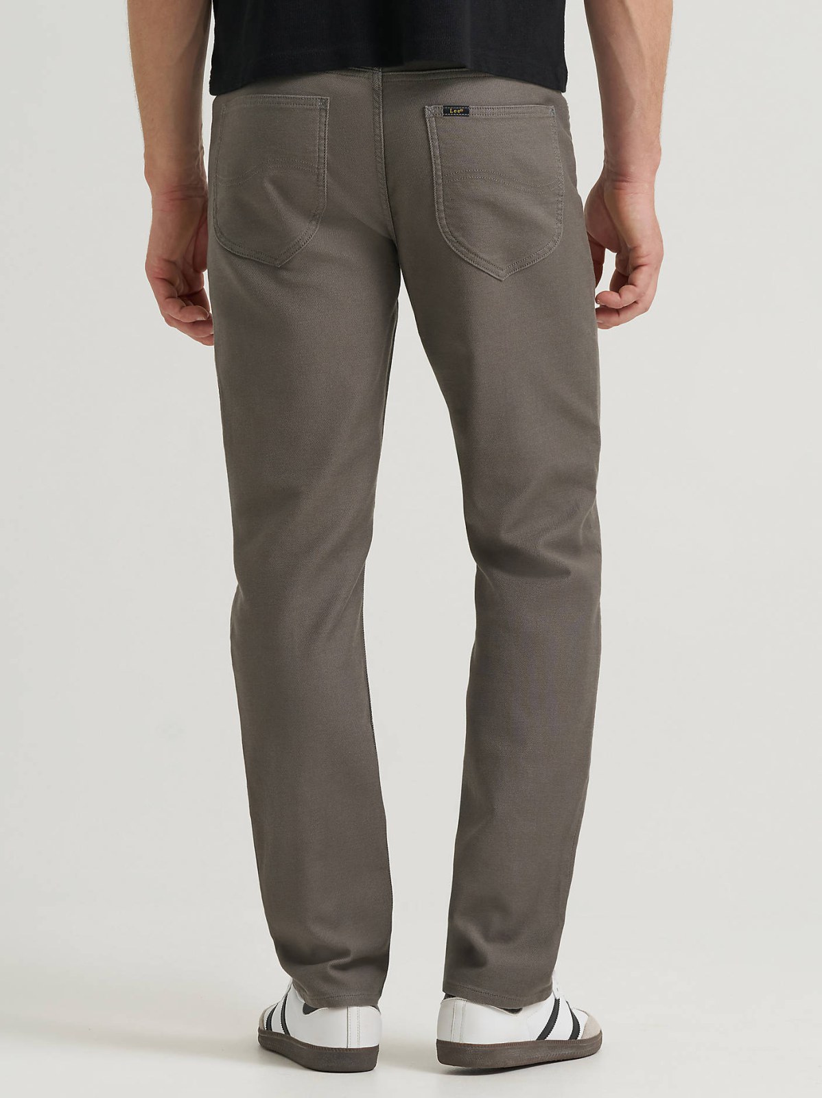 Men's Legendary Regular Taper Pant - view 4