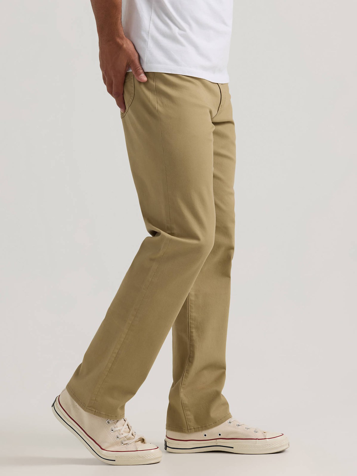 Men's Extreme Motion Relaxed Straight Twill Jean - view 4