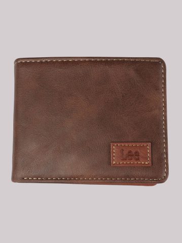 Men's Embossed Logo Patch Tumbled Bifold Wallet