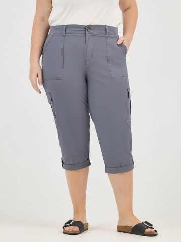 Women's Ultra Lux Comfort with Flex-To-Go Relaxed Fit Cargo Capri (Plus)