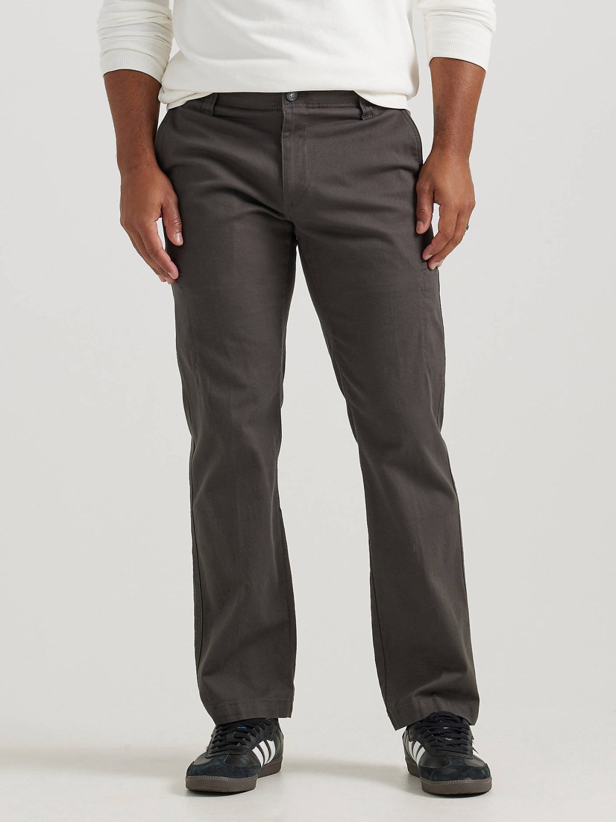 Men's Extreme Motion Straight Fit Cargo Pant - view 2
