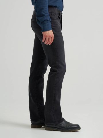 Men's Extreme Motion Slim Bootcut Jean