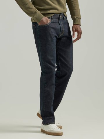 Men's Extreme Motion Straight Fit Tapered Leg Jean