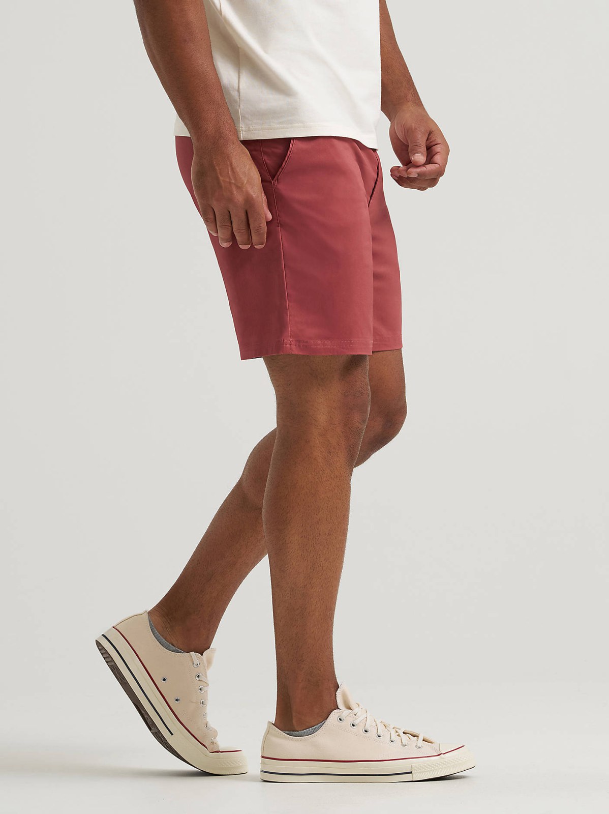 Men's Extreme Motion 7" Flat Front Short - view 4