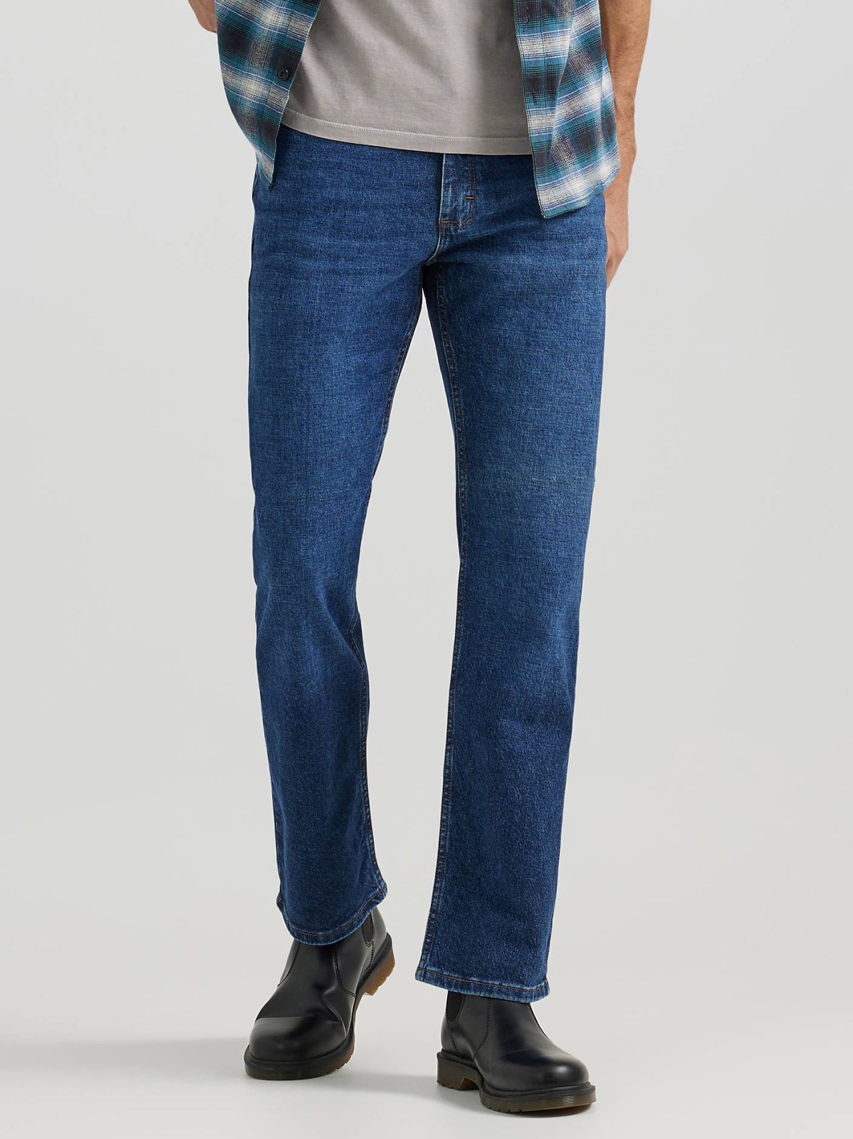 Men's Legendary Bootcut Jean - view 2