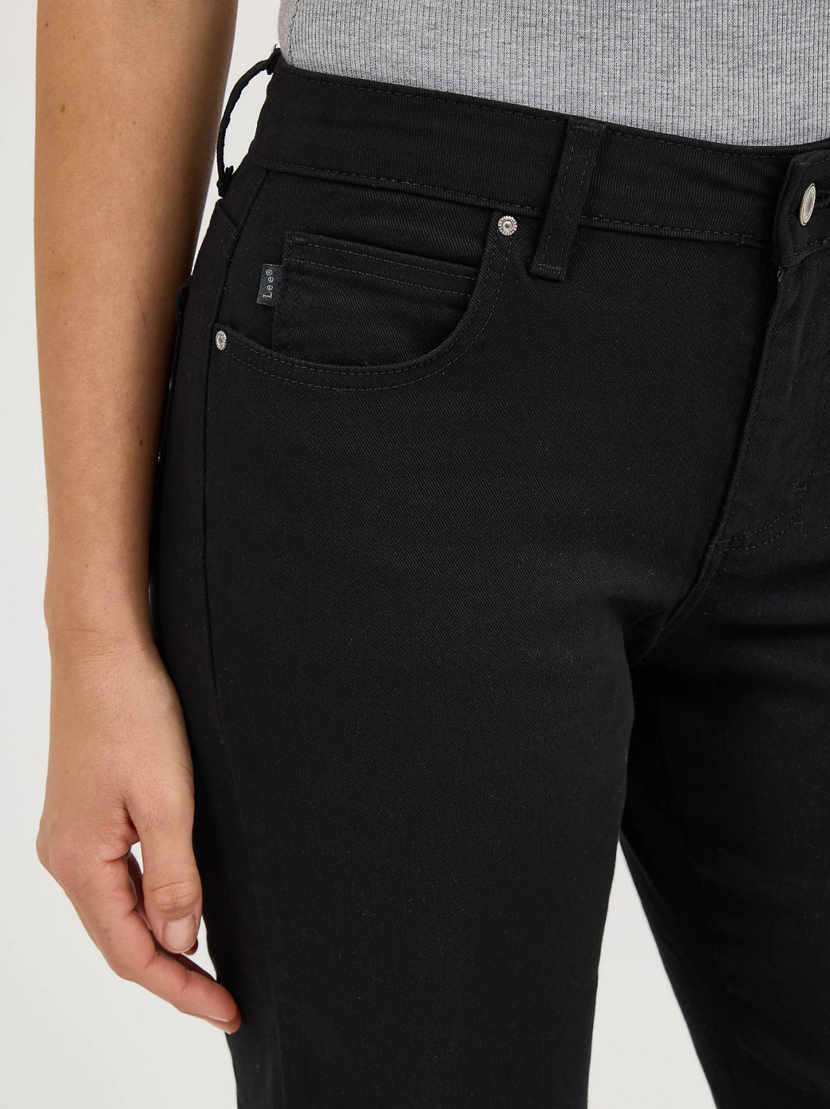 Women’s Relaxed Fit Capri - view 6