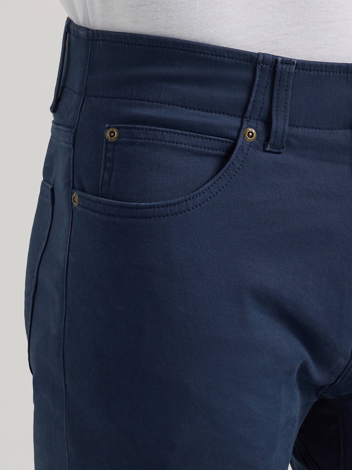 Men's Extreme Motion Slim Straight Twill Jean - view 6
