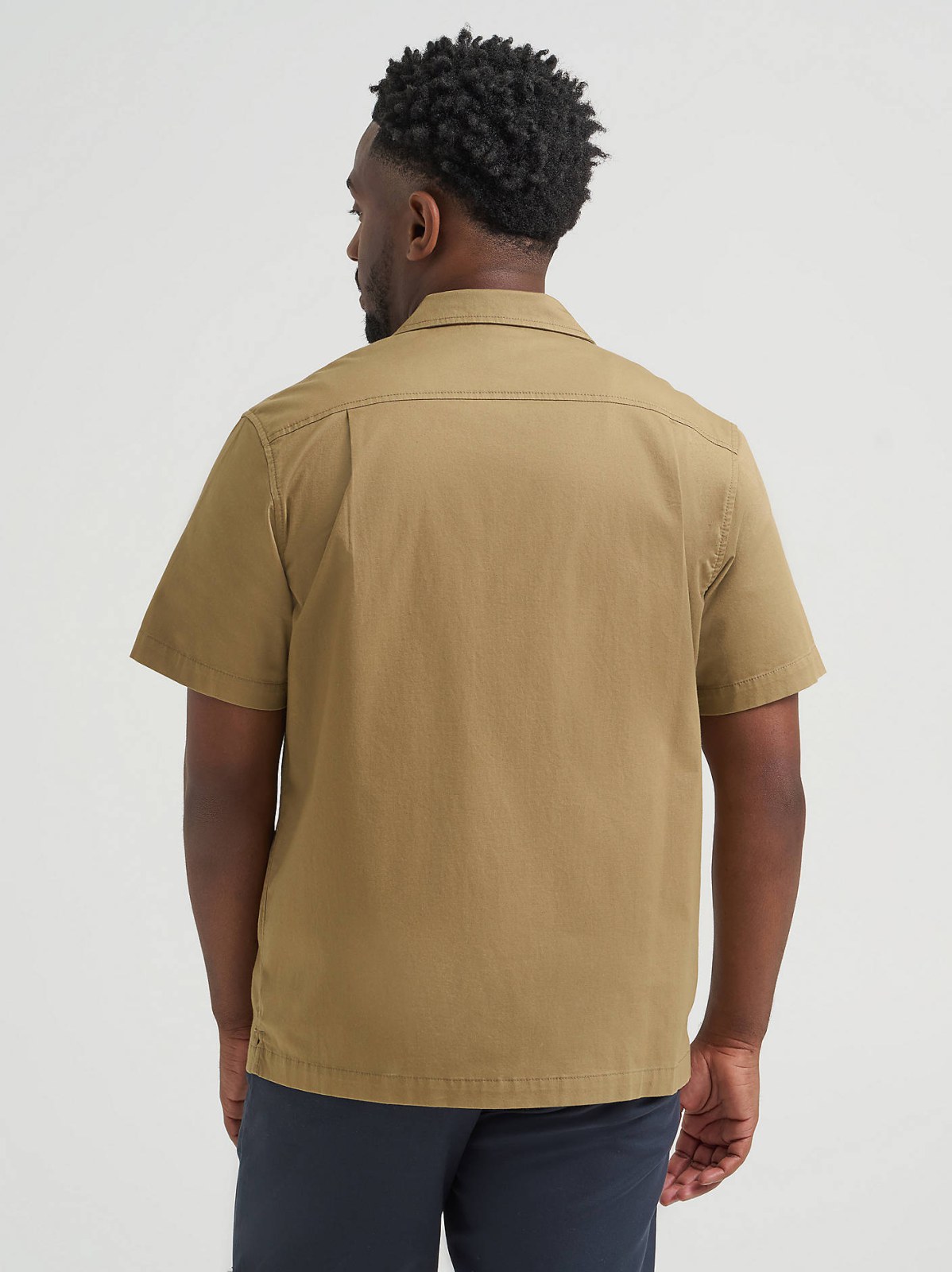 Men's Short Sleeve Relaxed Fit Button Down Workshirt - view 2