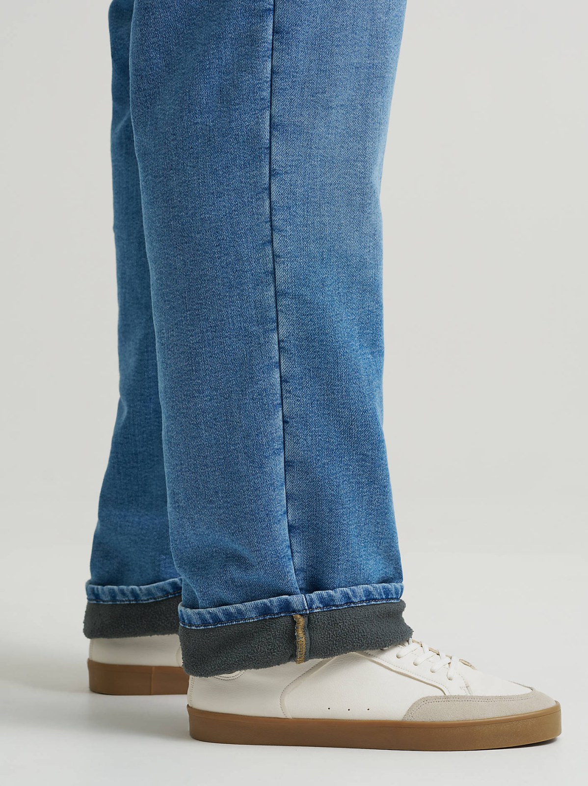 Men's Legendary Relaxed Straight Fleece Lined Jean (Big & Tall) - view 5