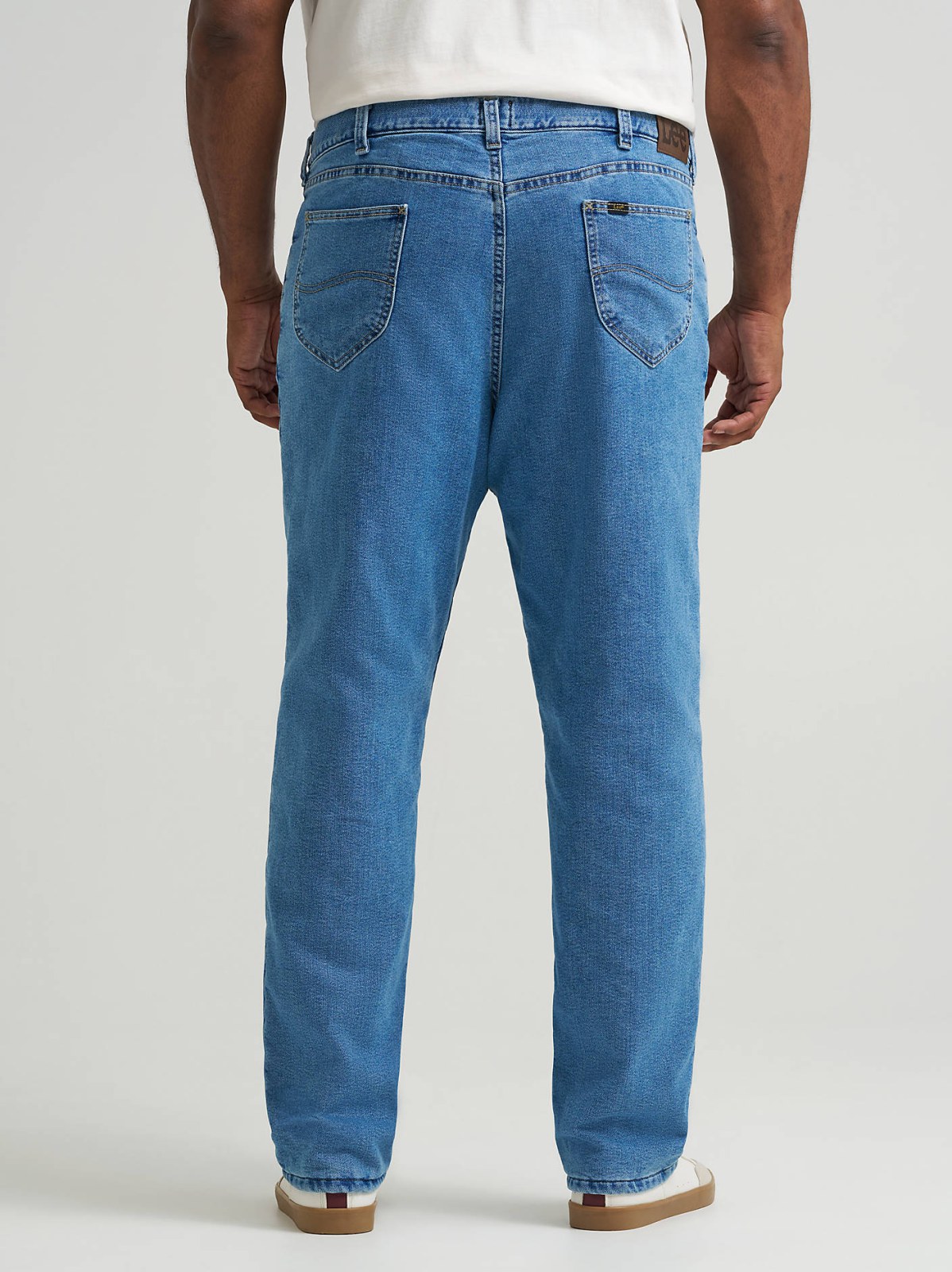 Men's Legendary Relaxed Straight Fleece Lined Jean (Big & Tall) - view 3