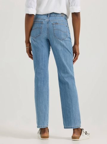 Women’s Stretch Relaxed Fit Straight Leg Jean