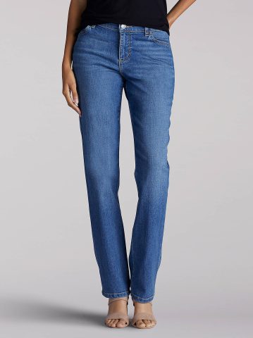 Women’s Stretch Relaxed Fit Straight Leg Jean (Petite)