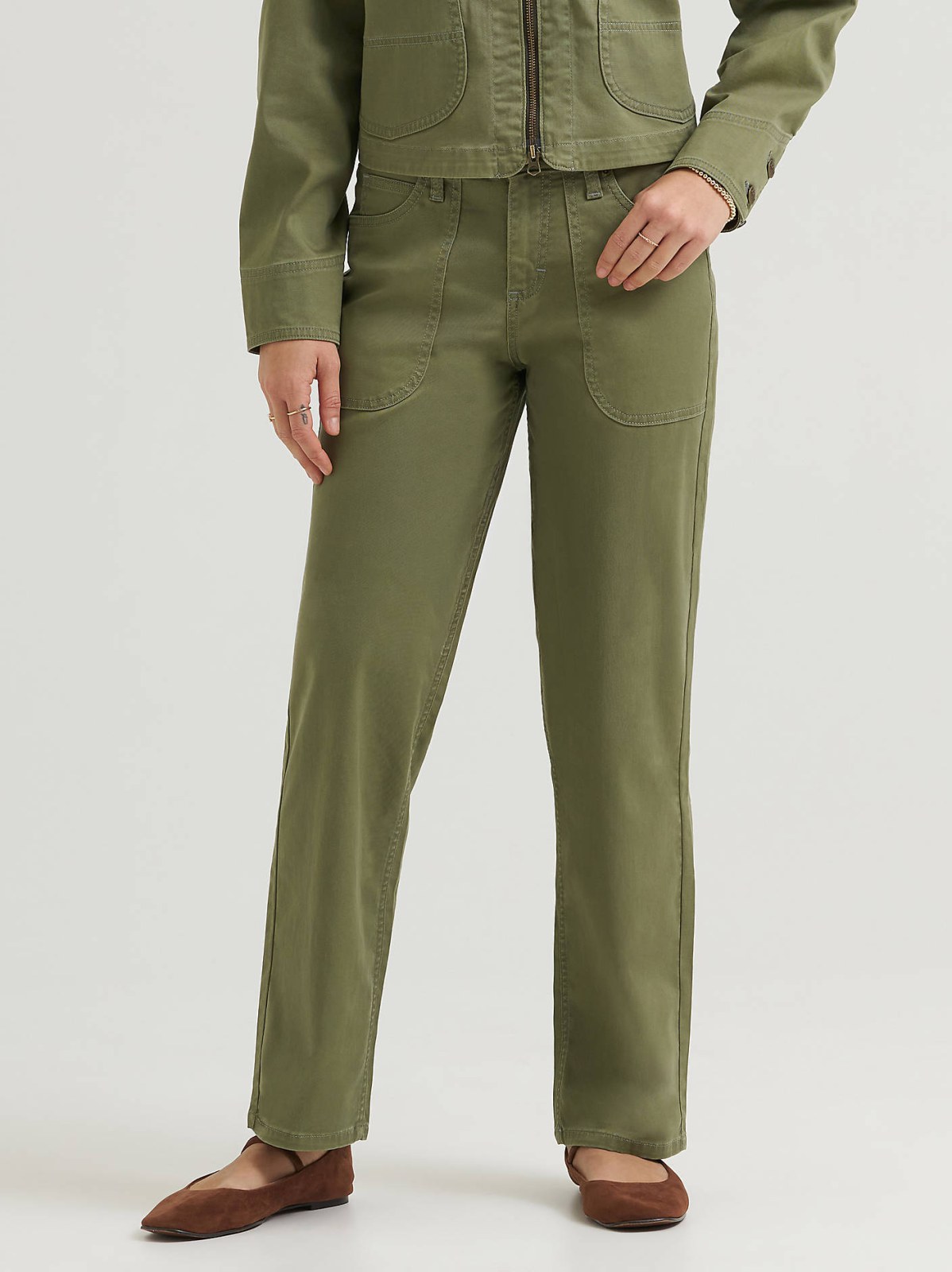 Women's Legendary Relaxed Straight Chore Pant - view 2