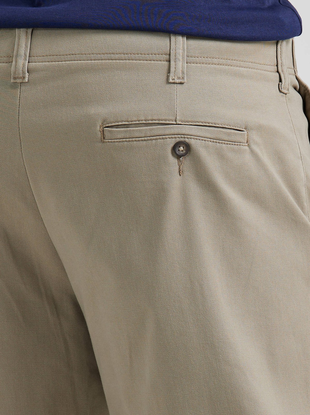 Men's Extreme Motion Relaxed Fit Khaki Pant (Big & Tall) - view 5