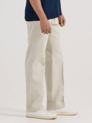 Men's Extreme Motion Flat Front Khaki Pant