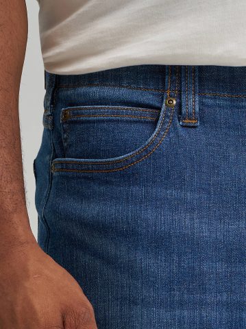 Men's Extreme Motion Athletic Tapered Leg Jean (Big & Tall)