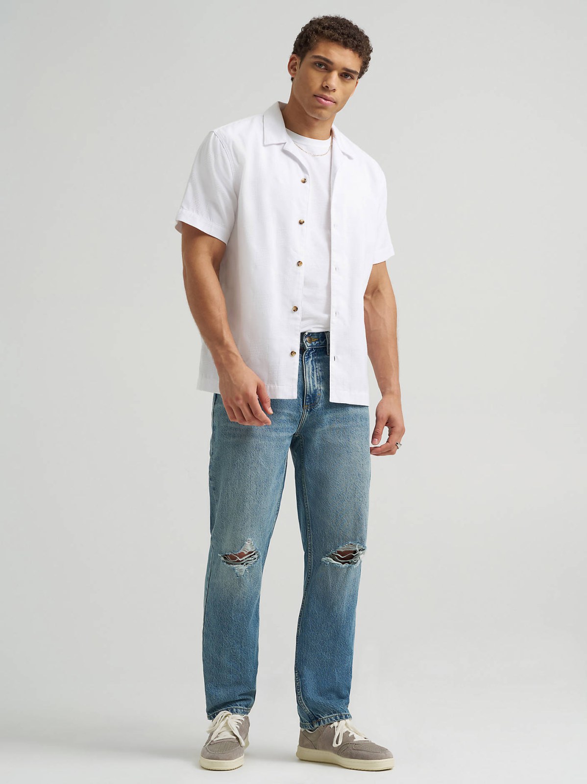 Men's Distressed 100% Cotton Relaxed Straight Jean